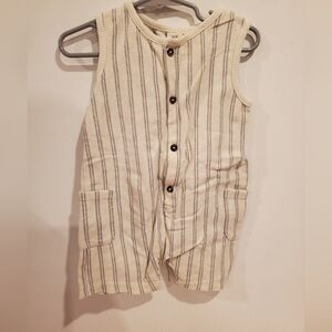 H&M Cream and Gray Striped Vest